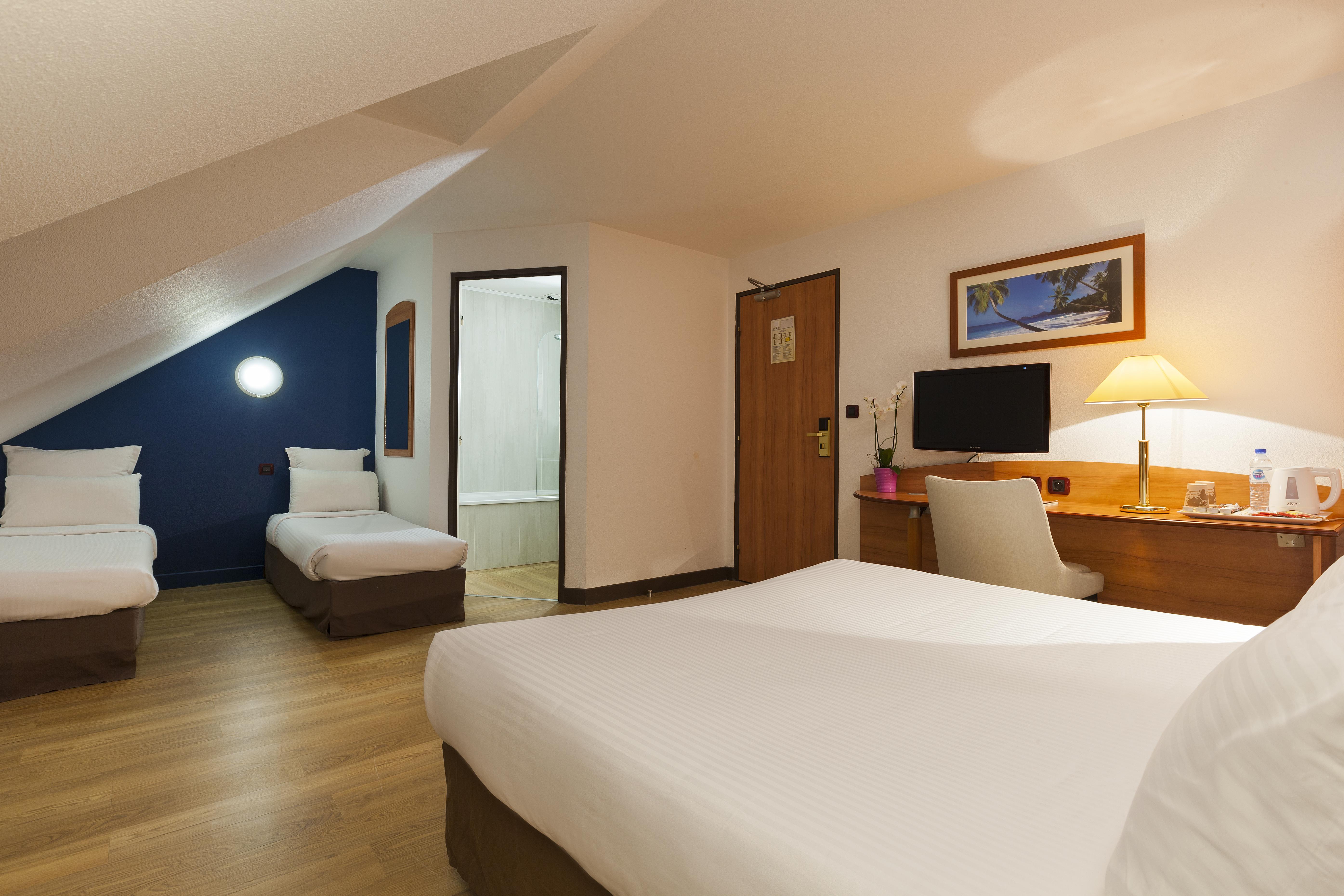 Comfort Hotel Évreux מראה חיצוני תמונה