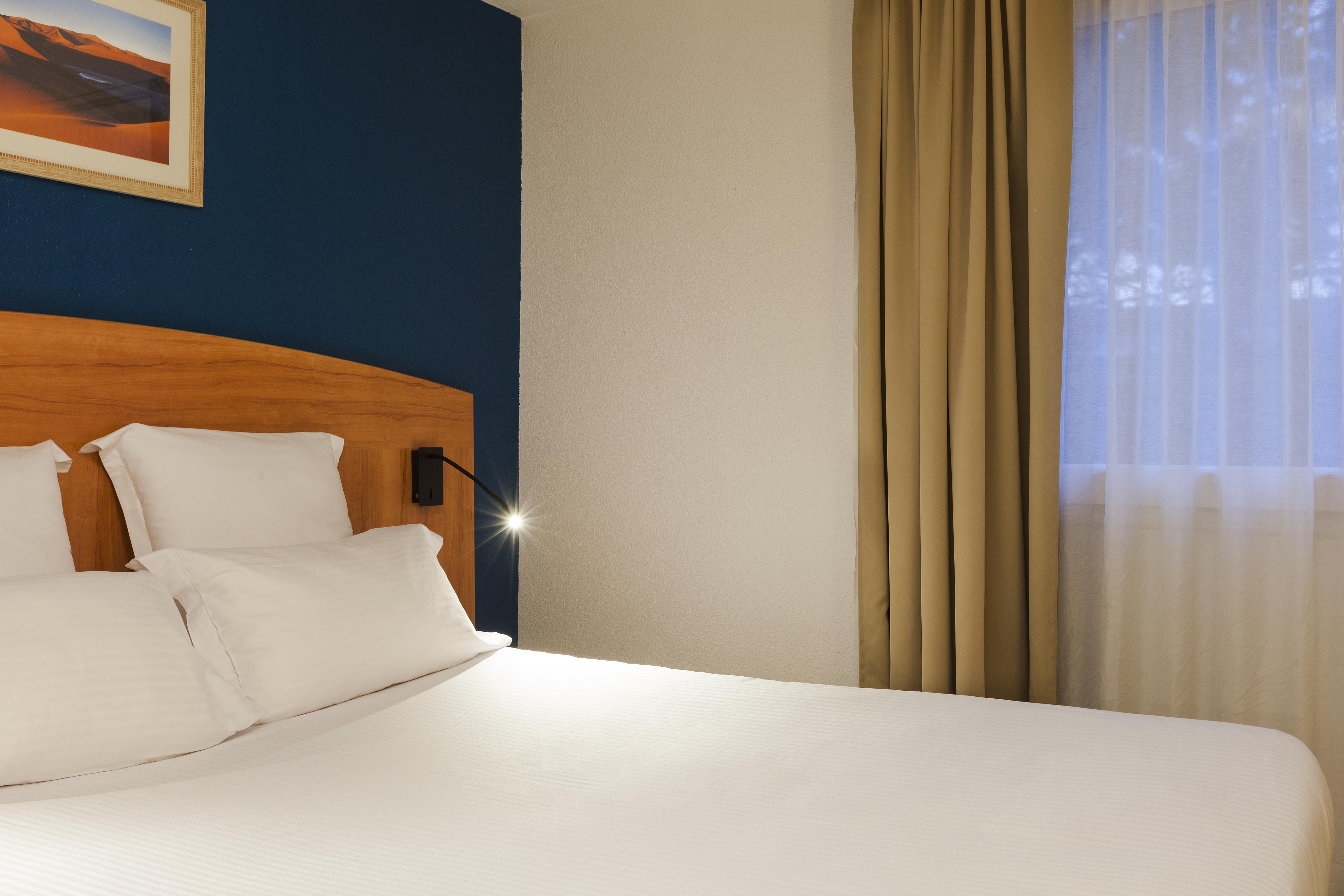 Comfort Hotel Évreux מראה חיצוני תמונה