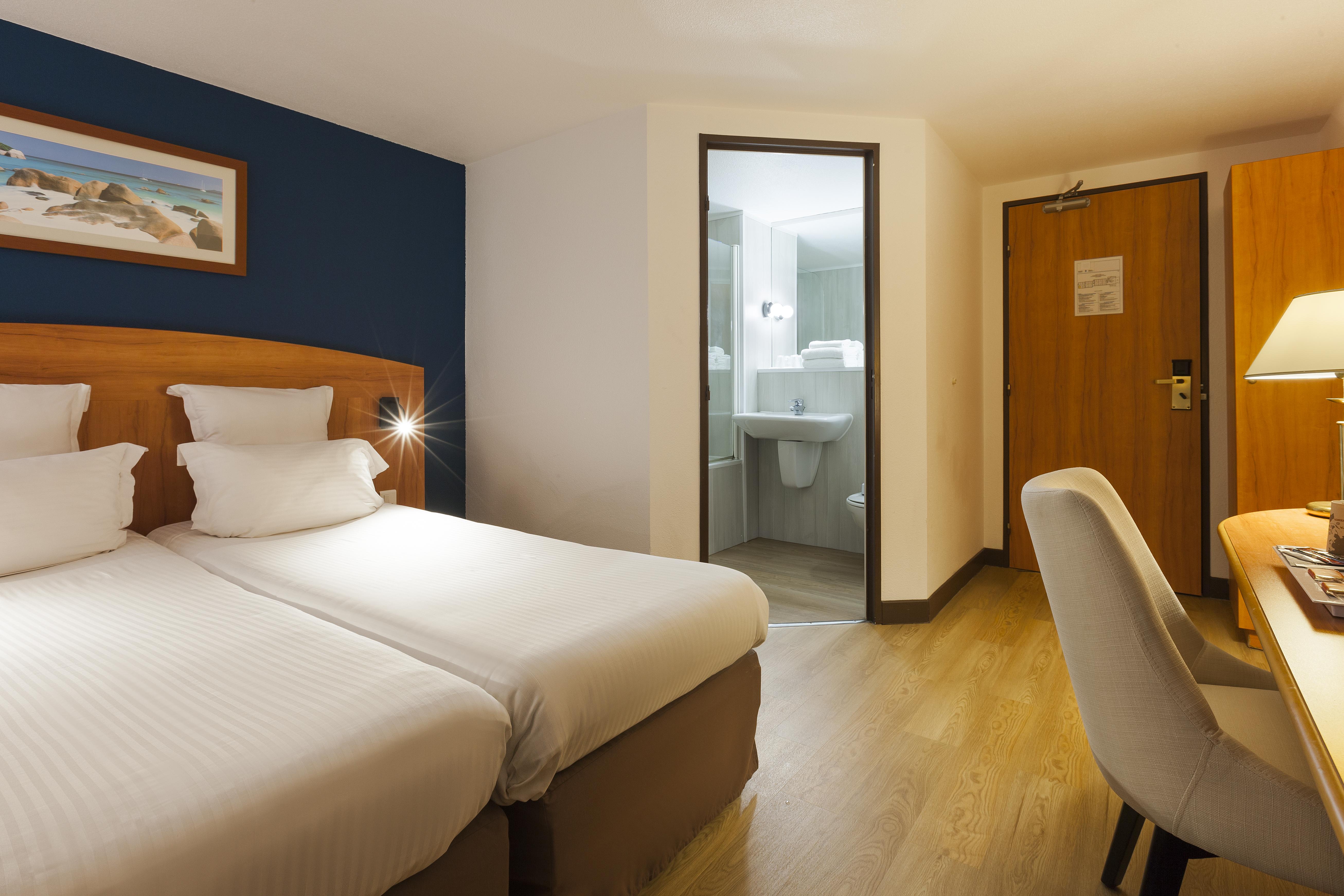 Comfort Hotel Évreux מראה חיצוני תמונה
