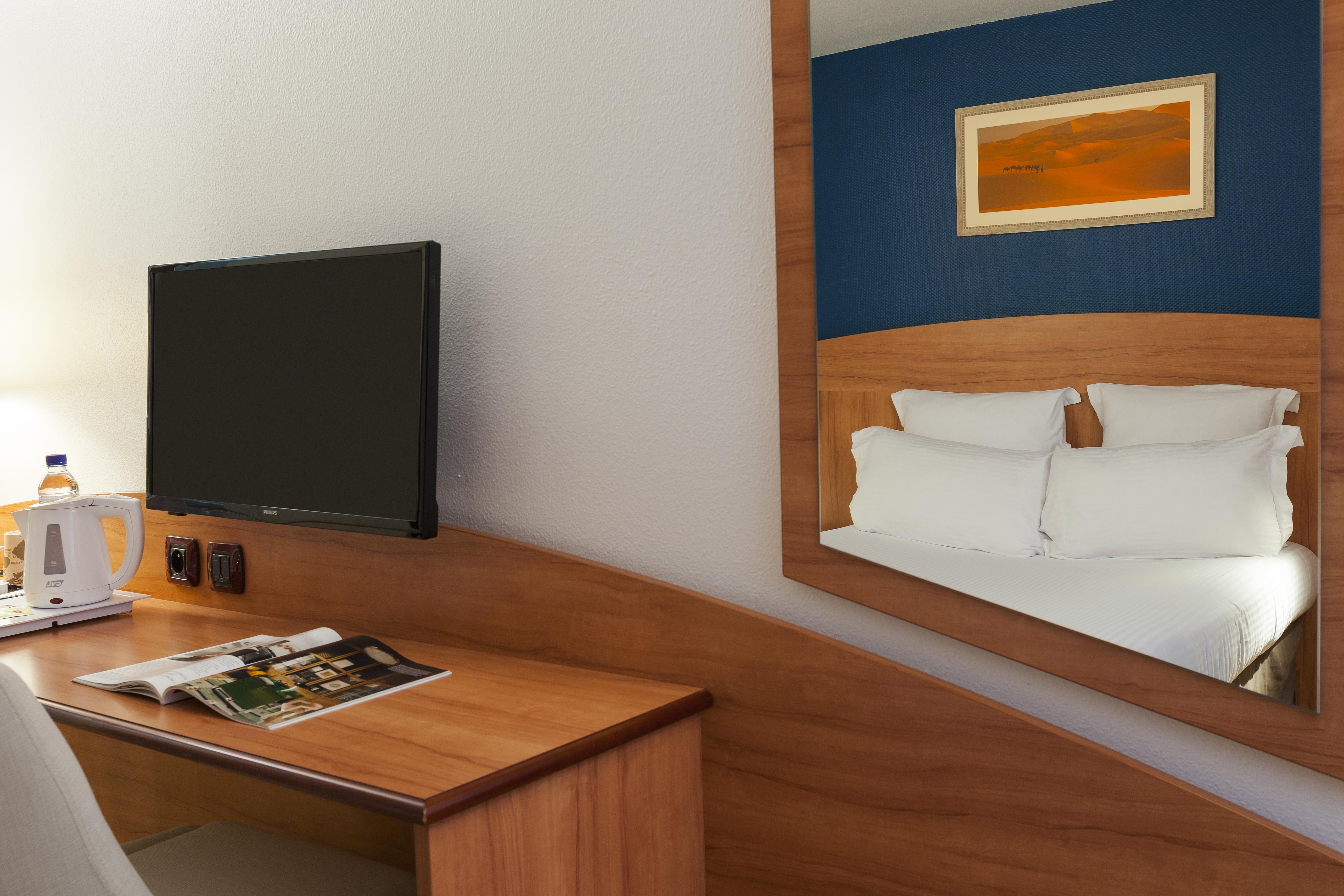 Comfort Hotel Évreux מראה חיצוני תמונה