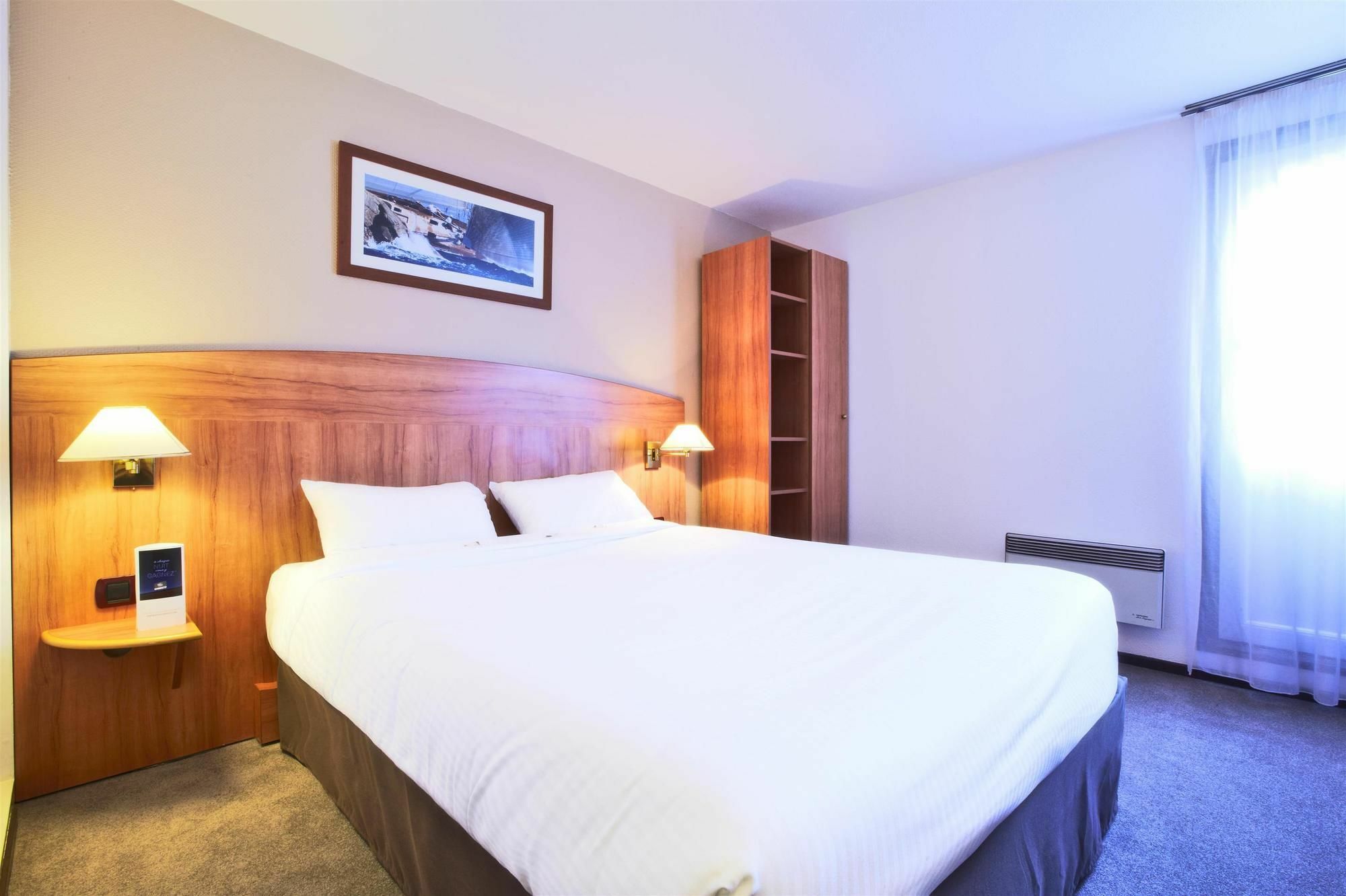 Comfort Hotel Évreux מראה חיצוני תמונה