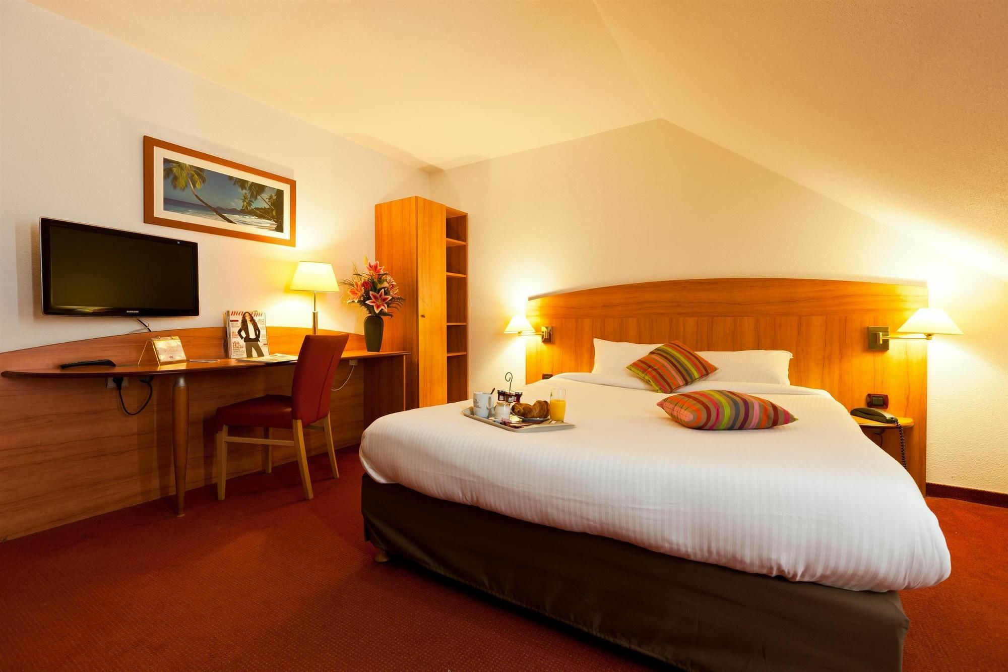 Comfort Hotel Évreux מראה חיצוני תמונה